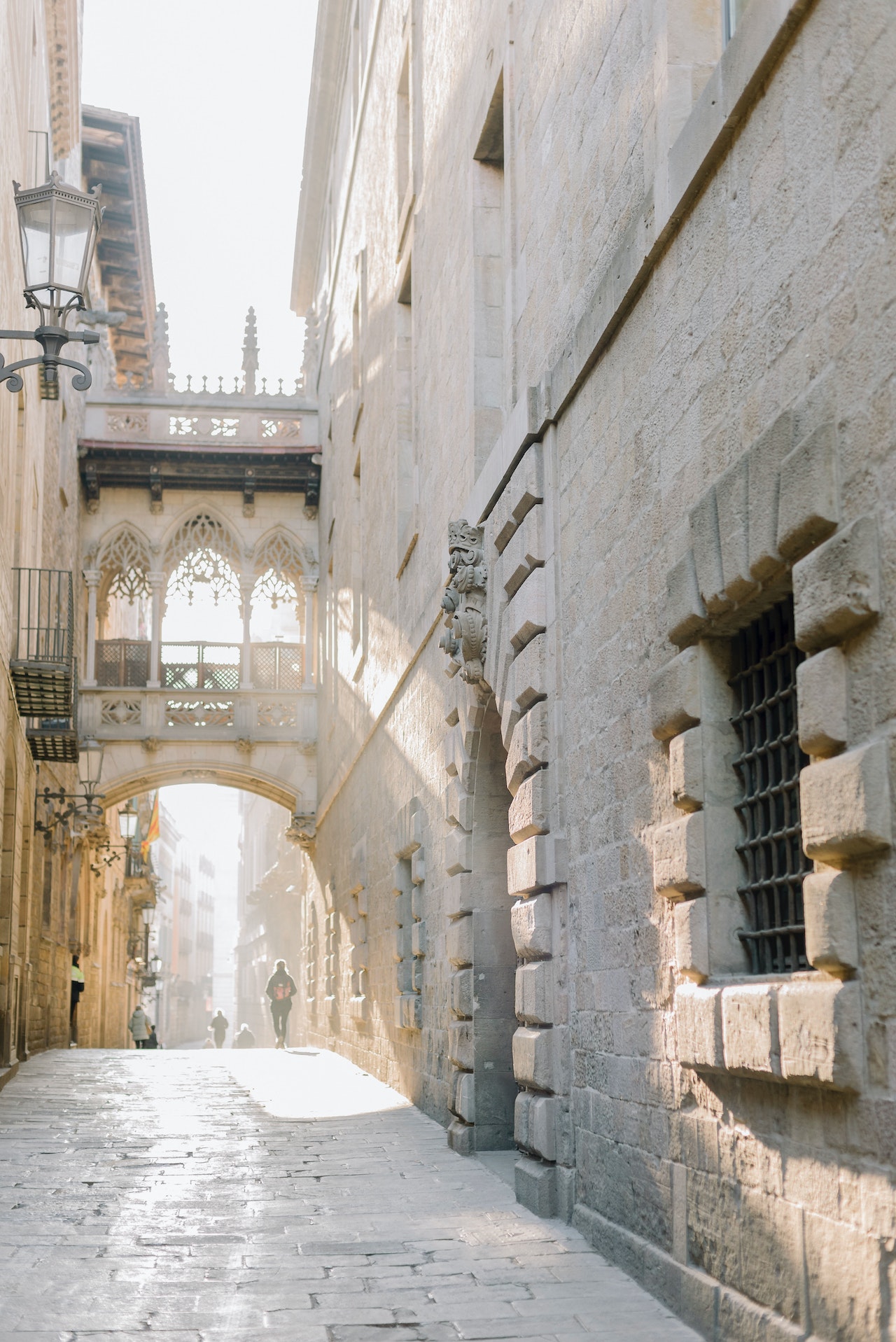 Barcelona: A Vibrant Tapestry of Art, Architecture, and Culture - Hello Guide - Blog about 